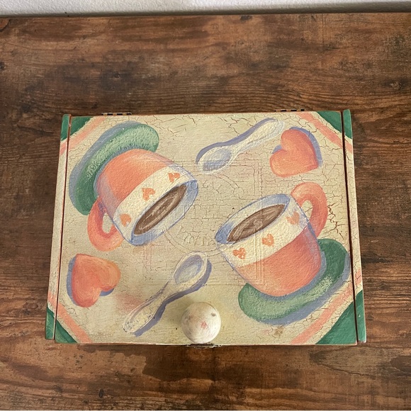 Tramp Art Wood Cigar Box Storage Hand Painted - Picture 8 of 12